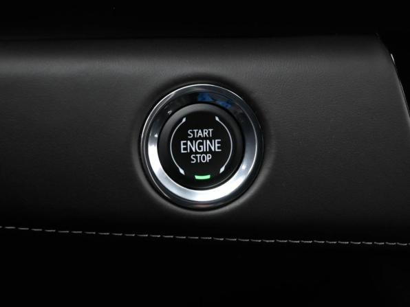 Cadillac Escalade V с пробегом 2023 года, цена 17 999 000 рублей, 17545 км, внедорожник, Автокод Объявления