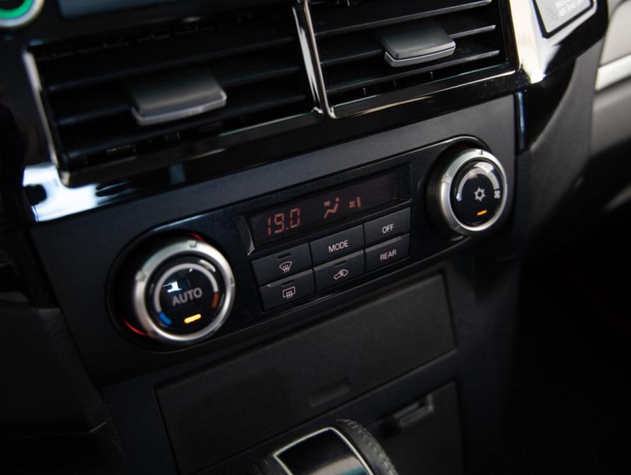 Mitsubishi Pajero IV Рестайлинг 1 Санкт-Петербург  - изображение 14