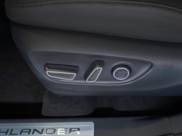 Toyota Highlander IV (XU70) с пробегом 2026 года, цена 5 750 000 рублей, 50 км, внедорожник, Автокод Объявления
