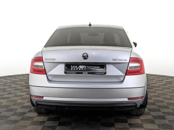 Skoda Octavia III (A7) Рестайлинг с пробегом 2017 года, цена 1 920 000 рублей, 63777 км, лифтбек, Автокод Объявления