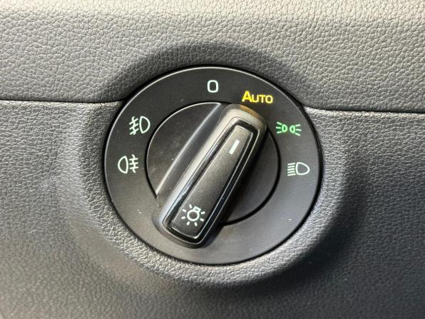Skoda Octavia III (A7) Рестайлинг с пробегом 2019 года, цена 1 869 000 рублей, 87000 км, лифтбек, Автокод Объявления