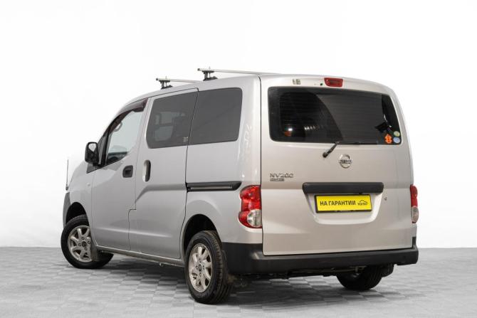 Nissan NV200 с пробегом 2011 года, цена 999 000 рублей, 273000 км, минивэн, Автокод Объявления