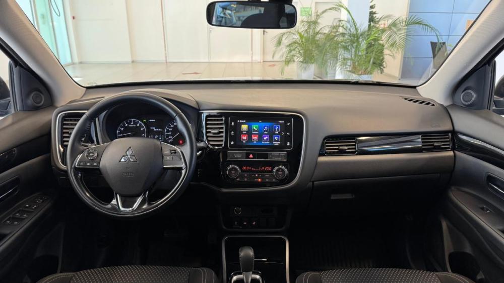 Mitsubishi Outlander III Рестайлинг 3 Санкт-Петербург  - изображение 11