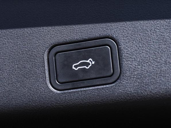 Geely Monjaro I Рестайлинг (China Market) с пробегом 2024 года, цена 3 898 000 рублей, 37726 км, внедорожник, Автокод Объявления