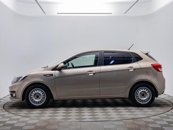 Kia Rio III Рестайлинг с пробегом 2015 года, цена 885 000 рублей, 111501 км, хэтчбек, Автокод Объявления