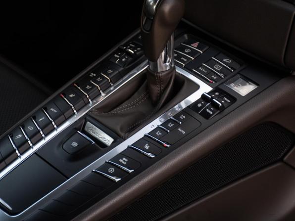 Porsche Macan I с пробегом 2015 года, цена 2 649 000 рублей, 107114 км, внедорожник, Автокод Объявления