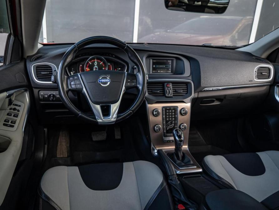 Volvo V40 II Краснодар  - изображение 6