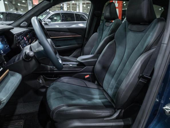 Geely Monjaro I с пробегом 2023 года, цена 3 325 000 рублей, 16463 км, внедорожник, Автокод Объявления