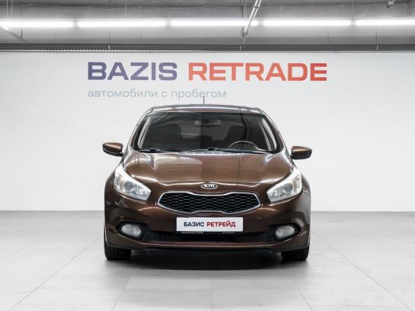 Kia Ceed II с пробегом 2013 года, цена 1 010 000 рублей, 180410 км, хэтчбек, Автокод Объявления