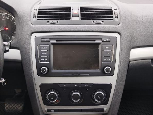 Skoda Octavia II (A5) Рестайлинг с пробегом 2012 года, цена 749 000 рублей, 199000 км, лифтбек, Автокод Объявления