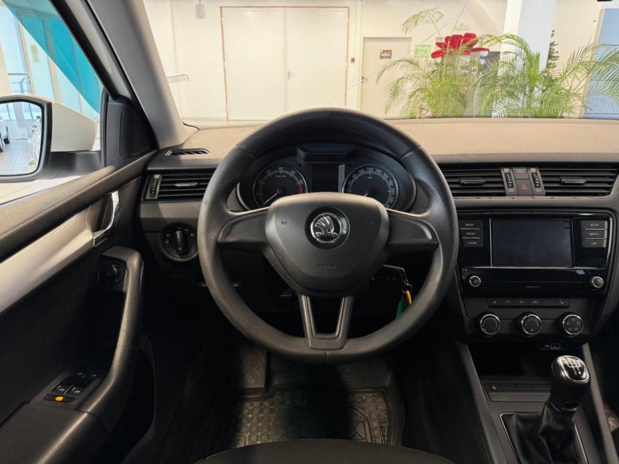 Skoda Octavia III (A7) Рестайлинг Санкт-Петербург  - изображение 15