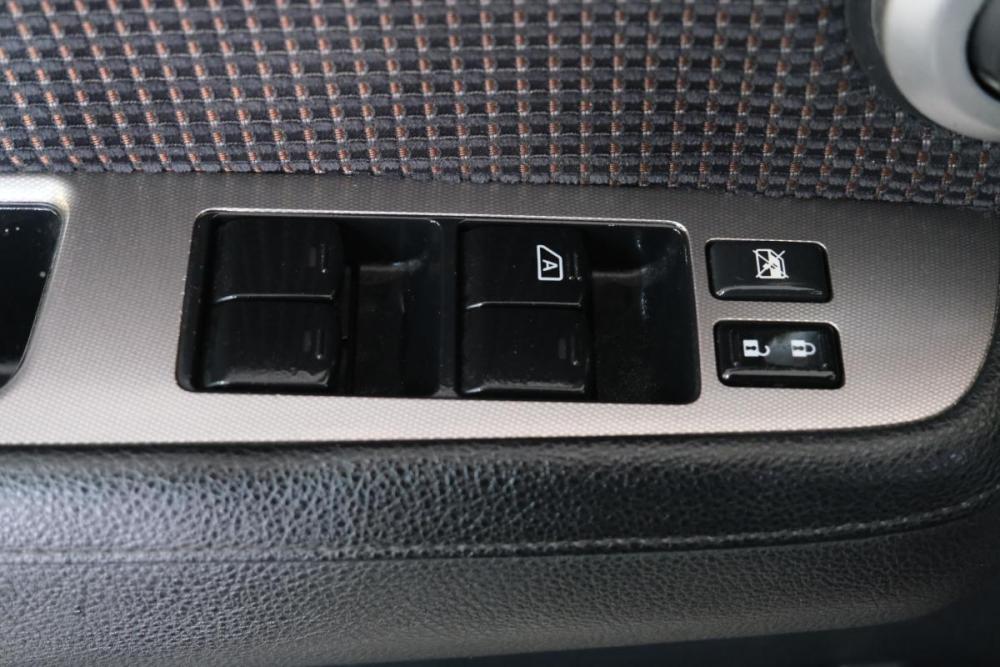 Nissan Tiida I Омск  - изображение 9
