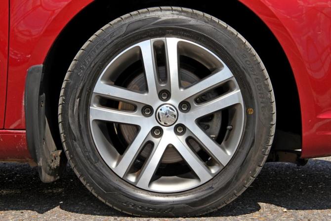 Volkswagen Touran I Рестайлинг 2 с пробегом 2011 года, цена 1 149 900 рублей, 132600 км, компактвэн, Автокод Объявления
