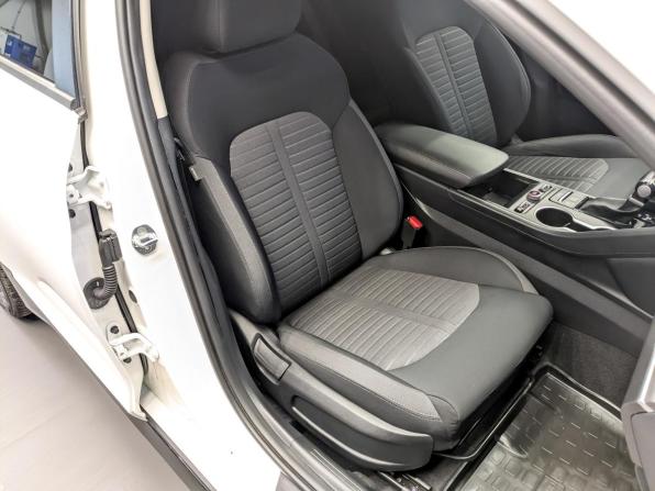 Kia K5 III с пробегом 2022 года, цена 2 425 000 рублей, 80484 км, седан, Автокод Объявления