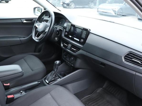 Volkswagen Polo VI с пробегом 2022 года, цена 1 700 000 рублей, 66100 км, лифтбек, Автокод Объявления