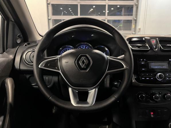 Renault Logan II Рестайлинг с пробегом 2020 года, цена 735 000 рублей, 83116 км, седан, Автокод Объявления
