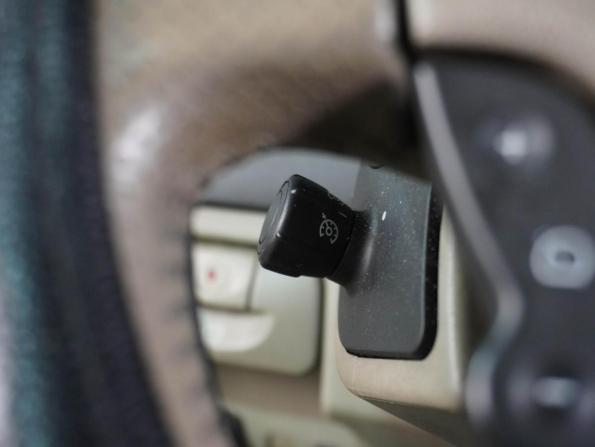 Renault Scenic II Рестайлинг с пробегом 2009 года, цена 549 000 рублей, 240170 км, компактвэн, Автокод Объявления