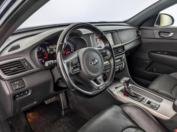 Kia Optima IV с пробегом 2017 года, цена 1 690 000 рублей, 199550 км, седан, Автокод Объявления
