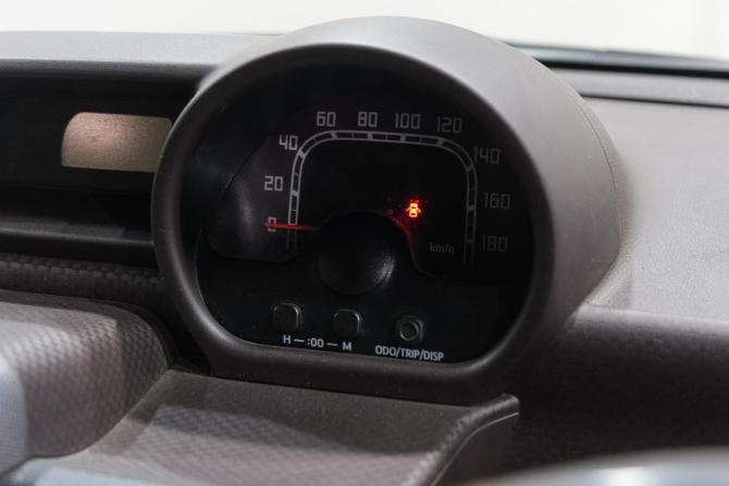 Toyota Spade с пробегом 2015 года, цена 969 000 рублей, 105000 км, компактвэн, Автокод Объявления