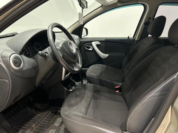 Renault Sandero I с пробегом 2014 года, цена 649 000 рублей, 148793 км, хэтчбек, Автокод Объявления