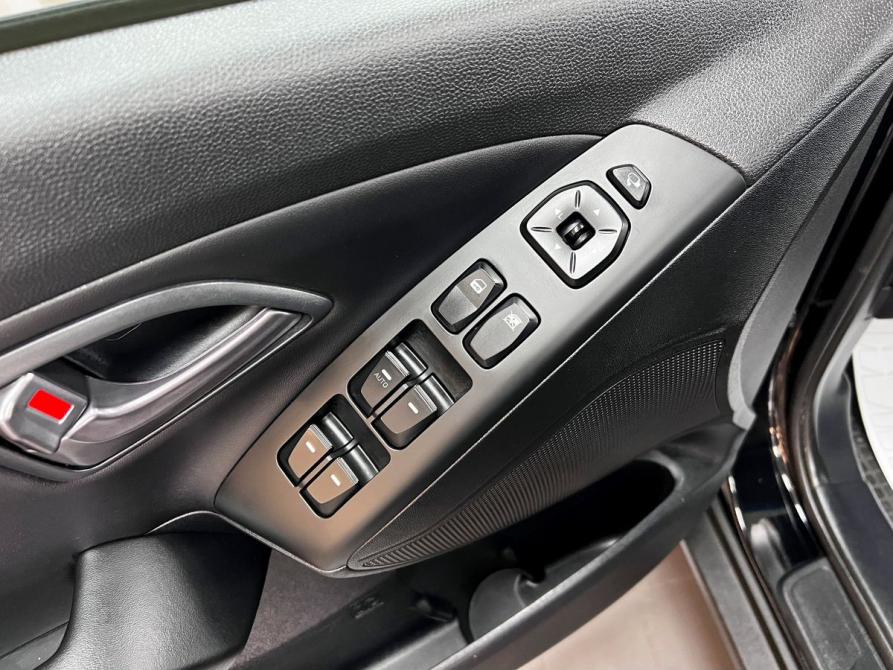 Hyundai ix35 I Рестайлинг Тверь  - изображение 14