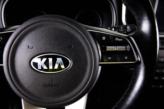Kia Sportage IV Рестайлинг с пробегом 2020 года, цена 2 399 000 рублей, 123000 км, внедорожник, Автокод Объявления