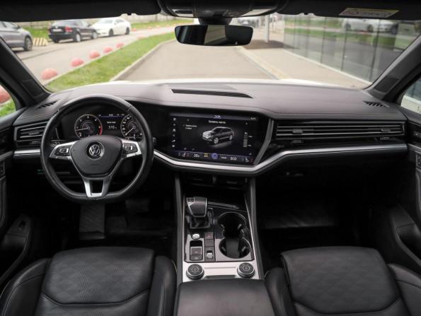 Volkswagen Touareg III с пробегом 2020 года, цена 4 499 000 рублей, 193881 км, внедорожник, Автокод Объявления