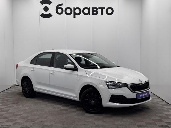 Skoda Rapid II с пробегом 2021 года, цена 1 630 000 рублей, 66706 км, лифтбек, Автокод Объявления