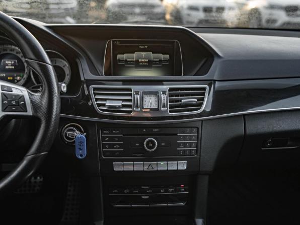 Mercedes-Benz E-Класс IV (W212 S212 C207) Рестайлинг с пробегом 2015 года, цена 1 450 001 рубль, 309874 км, седан, Автокод Объявления
