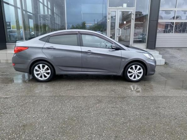 Hyundai Solaris I с пробегом 2012 года, цена 750 000 рублей, 215222 км, седан, Автокод Объявления