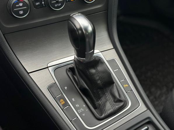 Volkswagen Golf VII с пробегом 2013 года, цена 1 089 000 рублей, 155284 км, хэтчбек, Автокод Объявления