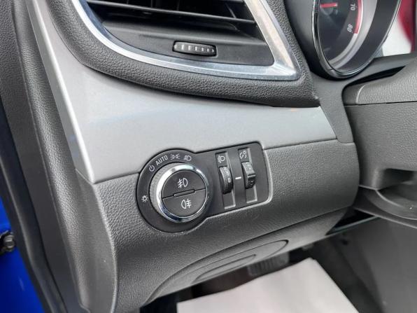 Opel Mokka I с пробегом 2012 года, цена 1 085 000 рублей, 202507 км, внедорожник, Автокод Объявления