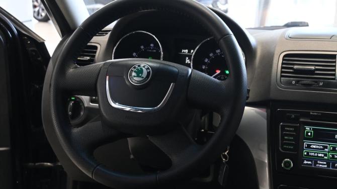 Skoda Yeti I с пробегом 2012 года, цена 695 000 рублей, 237000 км, внедорожник, Автокод Объявления