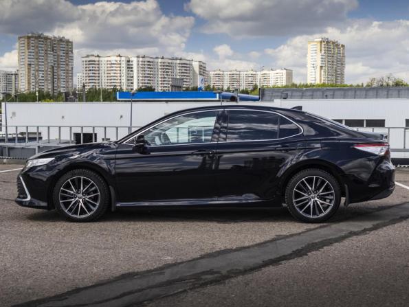 Toyota Camry VIII (XV70) Рестайлинг с пробегом 2021 года, цена 3 300 000 рублей, 85551 км, седан, Автокод Объявления