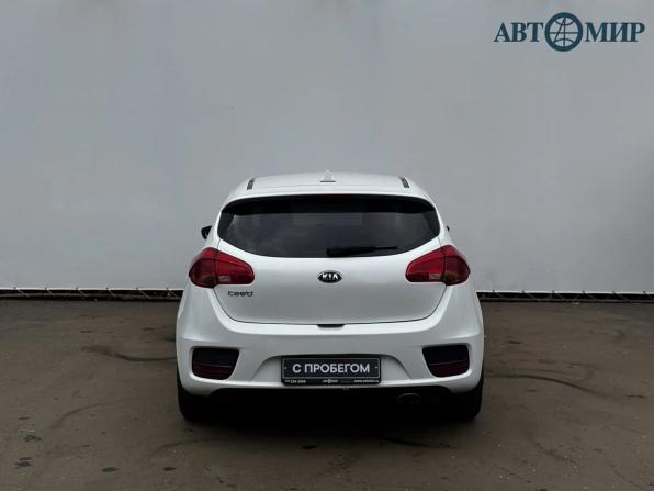 Kia Ceed II Рестайлинг с пробегом 2017 года, цена 1 059 000 рублей, 215399 км, хэтчбек, Автокод Объявления
