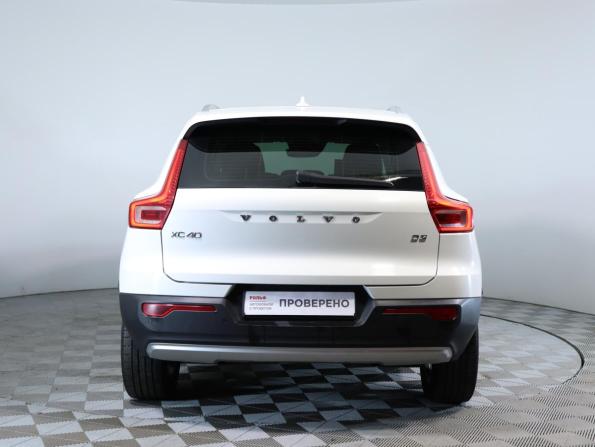 Volvo XC40 I с пробегом 2019 года, цена 2 350 000 рублей, 127418 км, внедорожник, Автокод Объявления