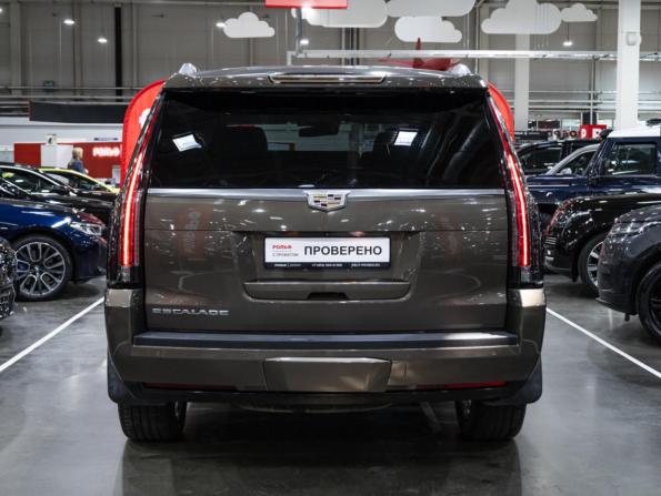 Cadillac Escalade IV с пробегом 2015 года, цена 3 850 000 рублей, 247390 км, внедорожник, Автокод Объявления