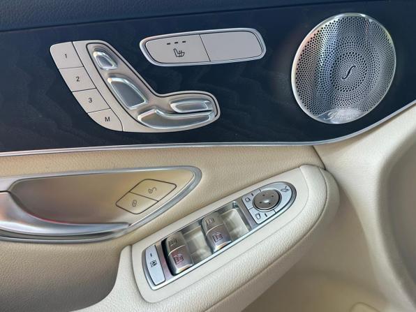 Mercedes-Benz GLC I (X253) Рестайлинг с пробегом 2019 года, цена 3 949 000 рублей, 128913 км, внедорожник, Автокод Объявления
