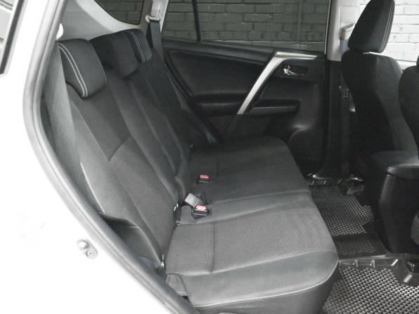 Toyota RAV4 IV (XA40) Рестайлинг с пробегом 2018 года, цена 2 900 000 рублей, 137731 км, внедорожник, Автокод Объявления
