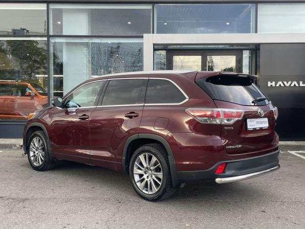 Toyota Highlander III (XU50) с пробегом 2014 года, цена 2 399 000 рублей, 214384 км, внедорожник, Автокод Объявления