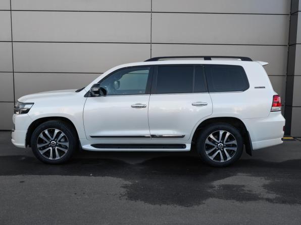 Toyota Land Cruiser 200 Series Рестайлинг 2 с пробегом 2020 года, цена 8 898 000 рублей, 68580 км, внедорожник, Автокод Объявления