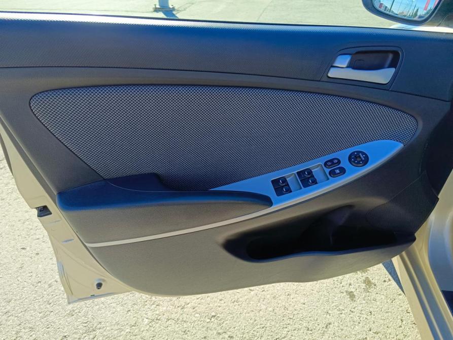 Hyundai Solaris I Тюмень  - изображение 10
