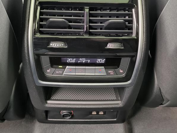 BMW X7 I (G07) с пробегом 2019 года, цена 7 698 000 рублей, 64000 км, внедорожник, Автокод Объявления