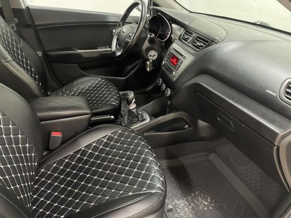 Kia Rio III Рестайлинг с пробегом 2016 года, цена 950 000 рублей, 119683 км, хэтчбек, Автокод Объявления