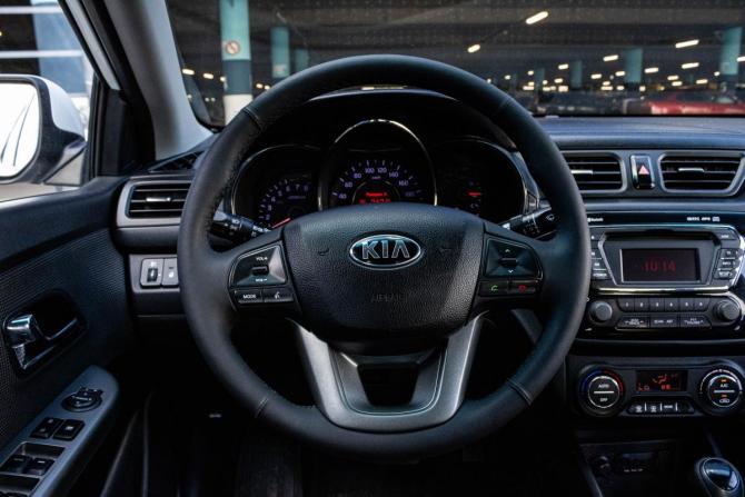 Kia Rio III с пробегом 2014 года, цена 1 049 000 рублей, 232593 км, седан, Автокод Объявления