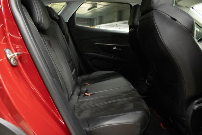 Peugeot 3008 II с пробегом 2018 года, цена 1 649 000 рублей, 157342 км, внедорожник, Автокод Объявления