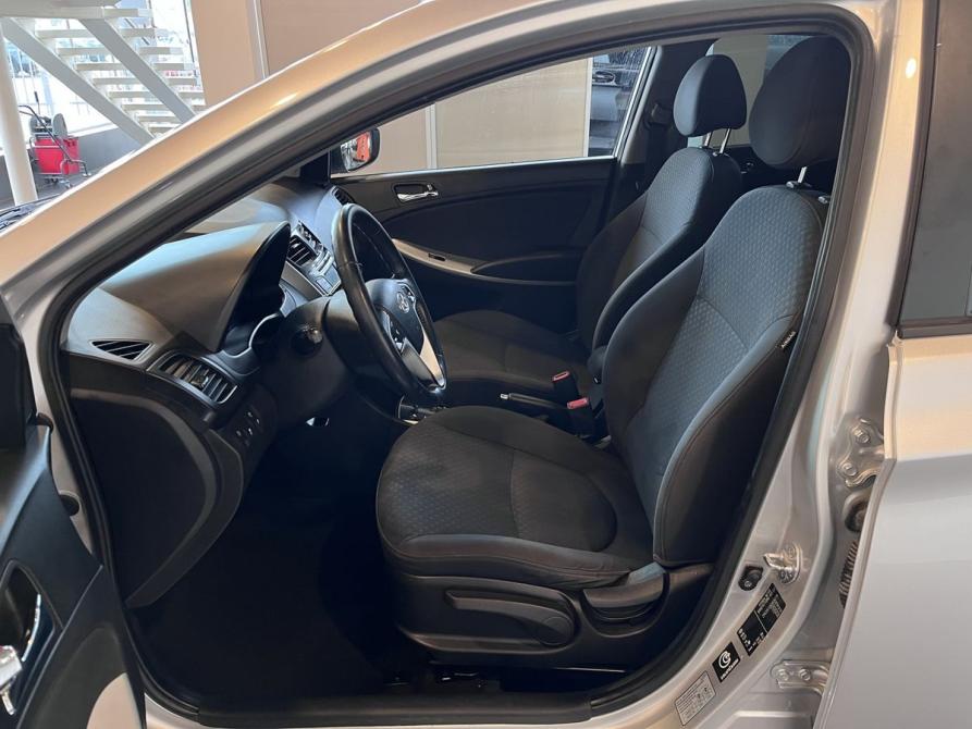 Hyundai Solaris I Чебоксары  - изображение 16