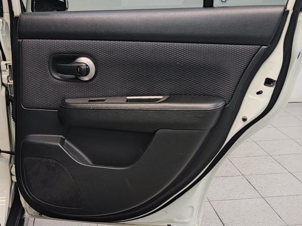 Nissan Tiida I с пробегом 2006 года, цена 480 000 рублей, 328557 км, хэтчбек, Автокод Объявления