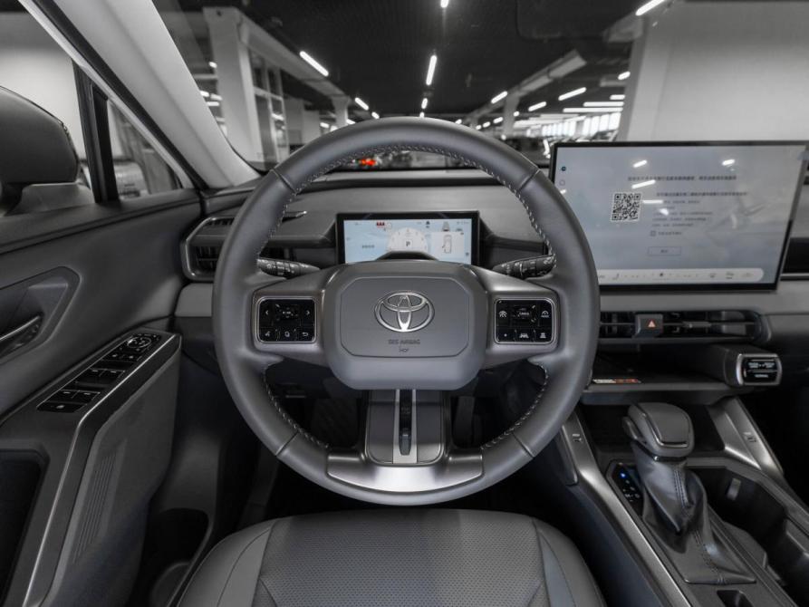 Toyota RAV4 VI (XA60) Москва  - изображение 11