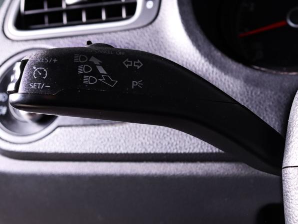 Volkswagen Polo V Рестайлинг с пробегом 2016 года, цена 1 195 000 рублей, 195000 км, седан, Автокод Объявления